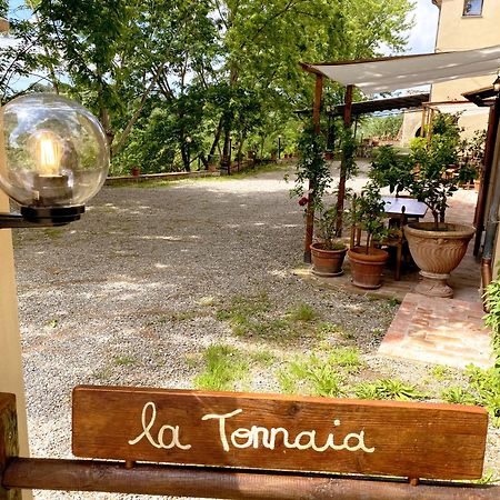 Apartament La Tonnaia Lari Zewnętrze zdjęcie